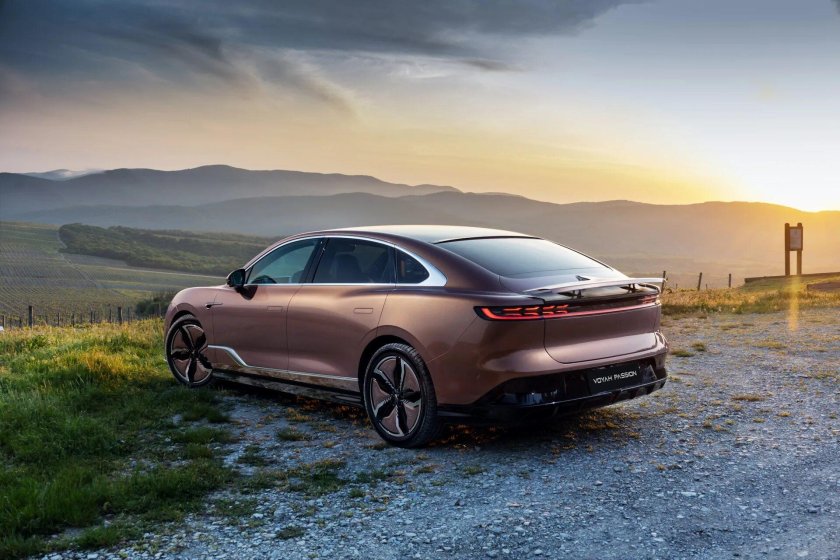 Voyah passion седан