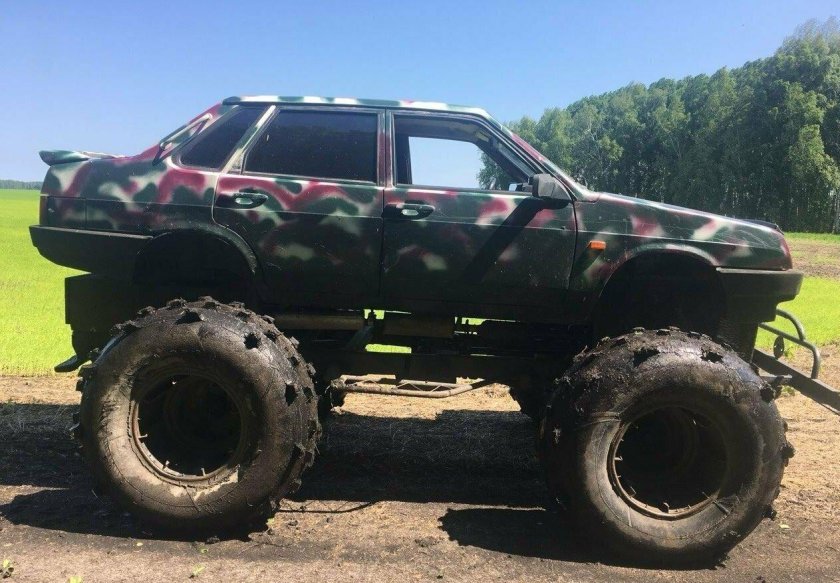 ВАЗ 2114 бигфут