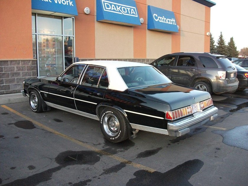 Понтиак Феникс 1980