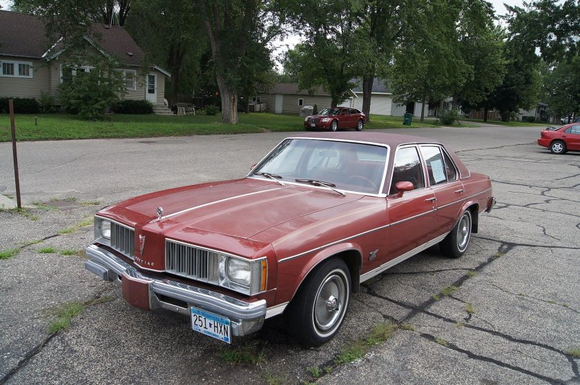 Pontiac Phoenix 1977