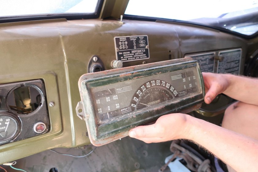 Приборная панель ЗИС 5
