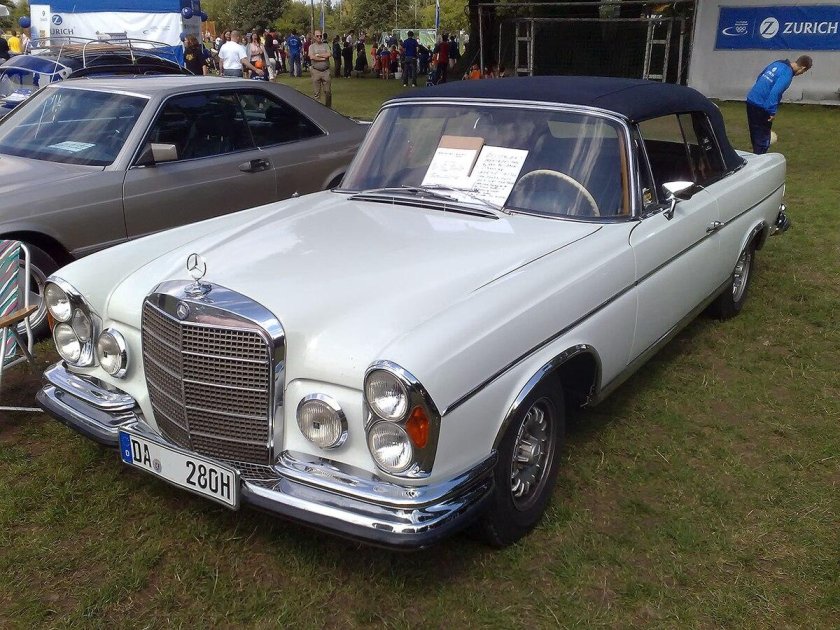 Мерседес w111