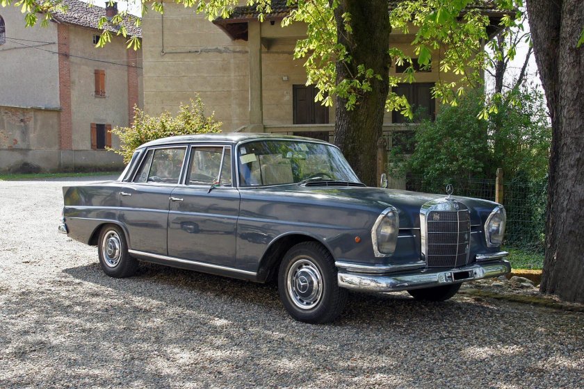Mercedes w112
