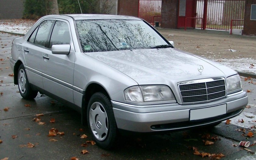 Mercedes Benz c180 w202