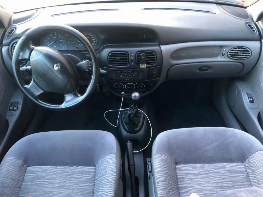 Рено Меган 1 Классик салон