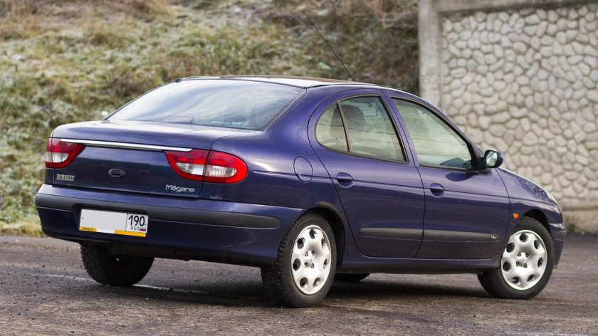 Рено Меган Классик 1998