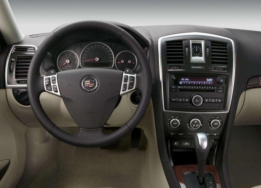 Cadillac BLS 2007 салон