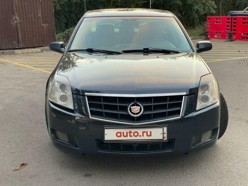 Cadillac BLS, 2.0 at