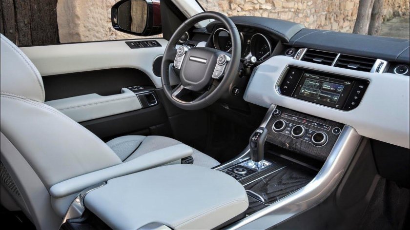 Салон Рендж Ровер спорт 2014