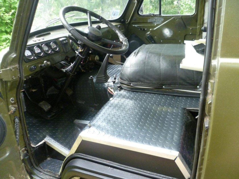 УАЗ 452 кабина