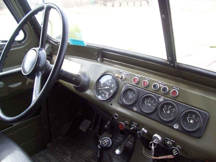 УАЗ 469 салон