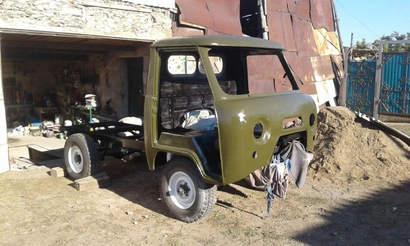 Кабина УАЗ 3303 первой комплектации