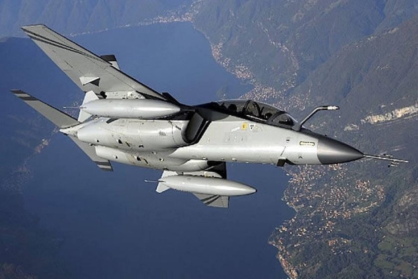 Alenia Aermacchi m-346 Master