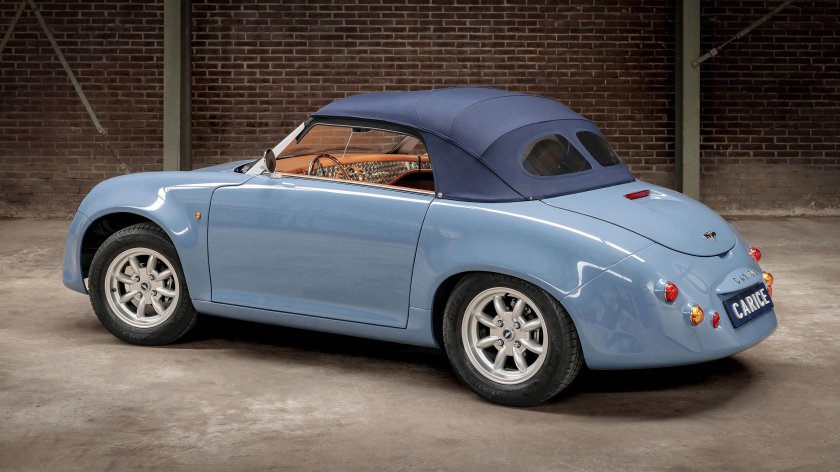 Электрический родстер