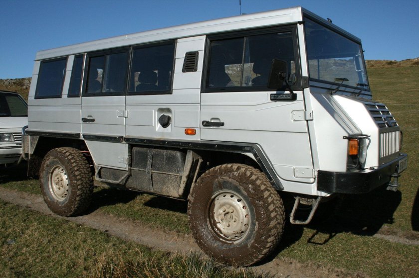 Автомобиль Puch Pinzgauer