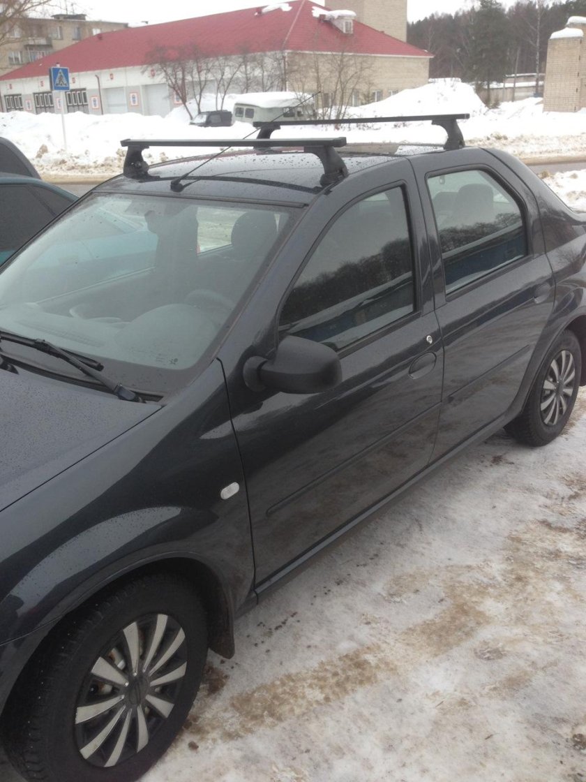 Багажник на крышу Рено Логан 1
