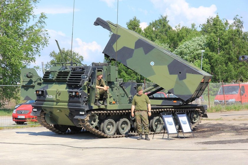 M270 MLRS