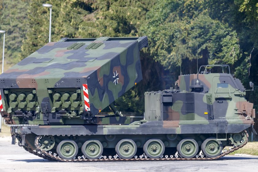 РСЗО м270 MLRS