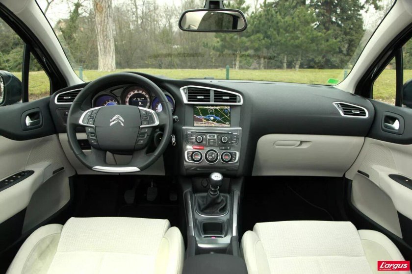 Ситроен с4 седан 2013 салон