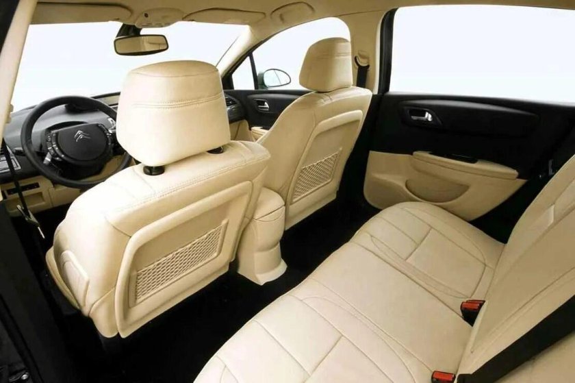 Ситроен с4 бежевый салон