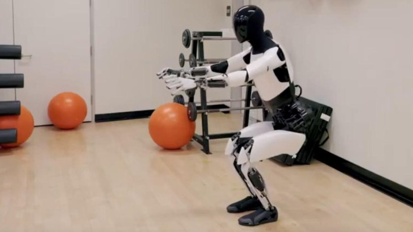 Робот Оптимус Тесла 2