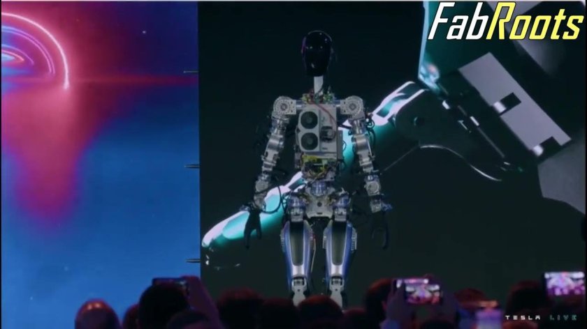 Робот Оптимус Илона маска
