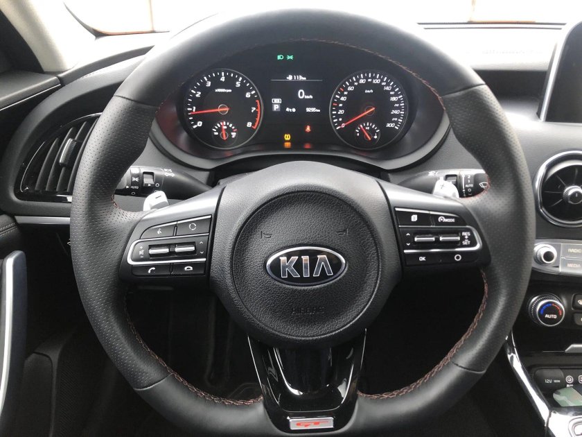 Руль Киа Стингер