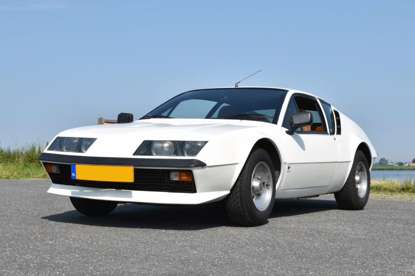 Renault Alpine a310