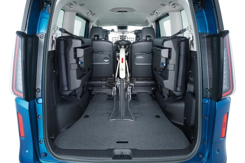 Ниссан сирена 2023