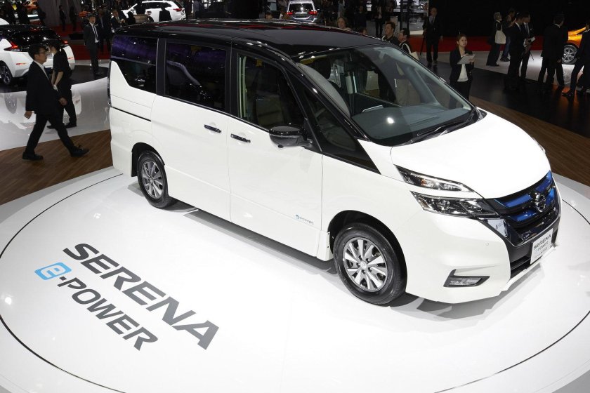 Nissan Serena e-Power 2018