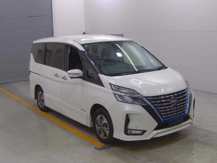 Ниссан Серена 2019