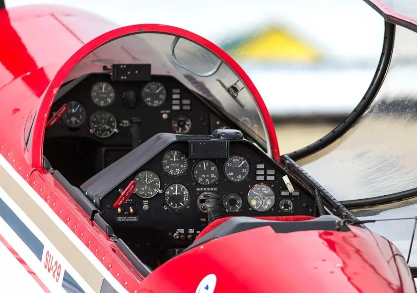 Су-26 кабина