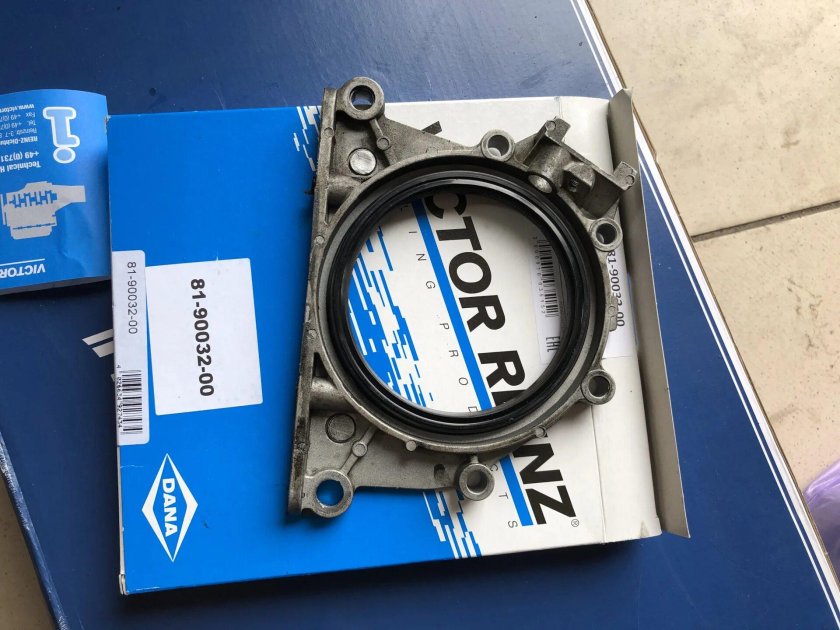 Задний сальник коленвала к9к Виктор Рейнз