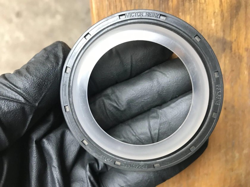 Сальник коленвала задний n57