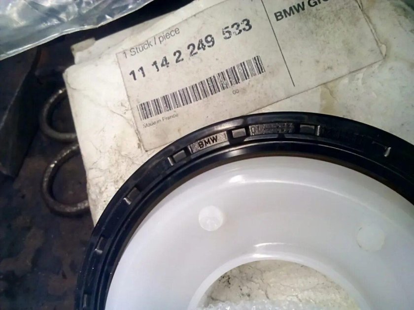 Сальник задний коленвала м52