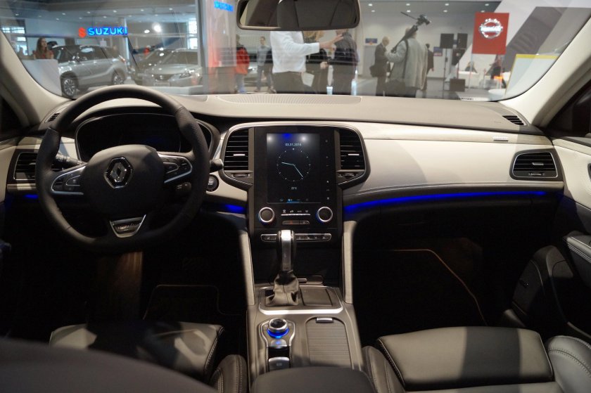 Renault Samsung sm6 ( Talisman)