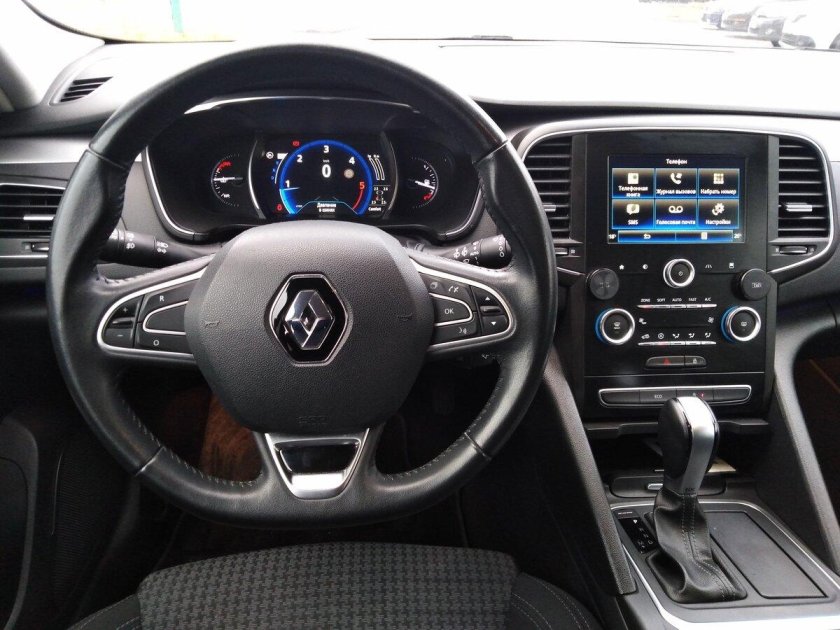 Рено талисман седан салон