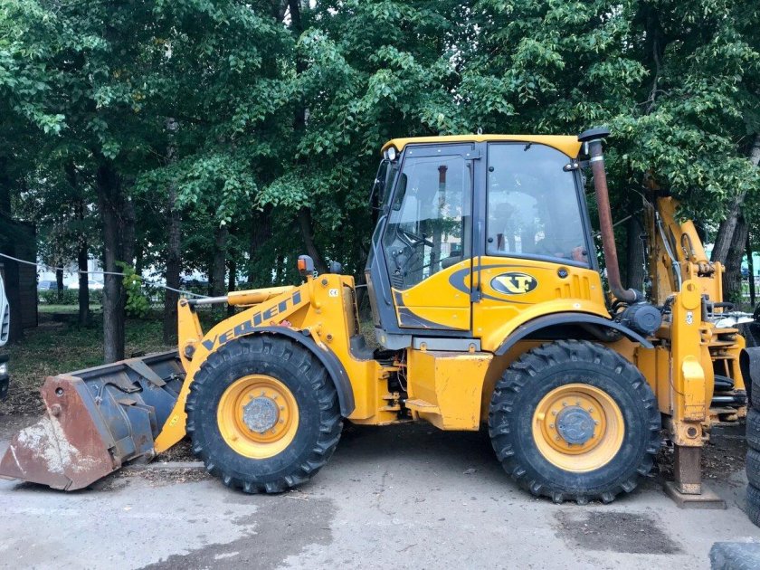 Экскаватор-погрузчик Venieri VF10.23C