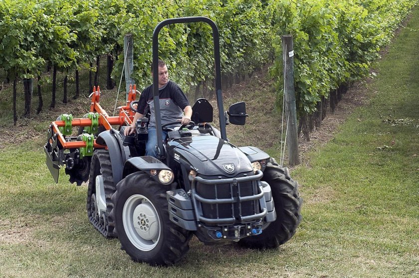 Антонио Карраро минитрактор