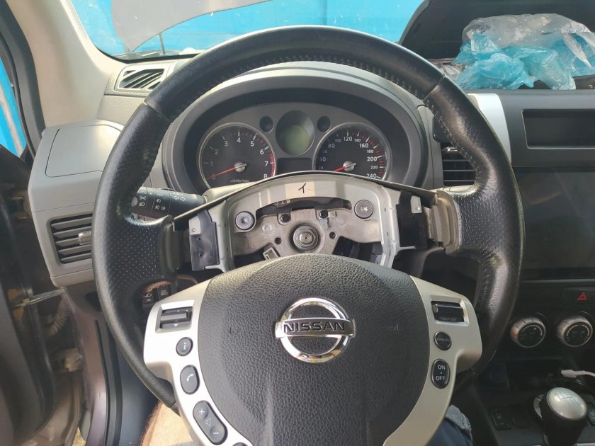 Руль Ниссан икстрейл т31