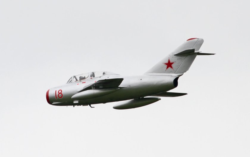 Миг-15 реактивный самолёт