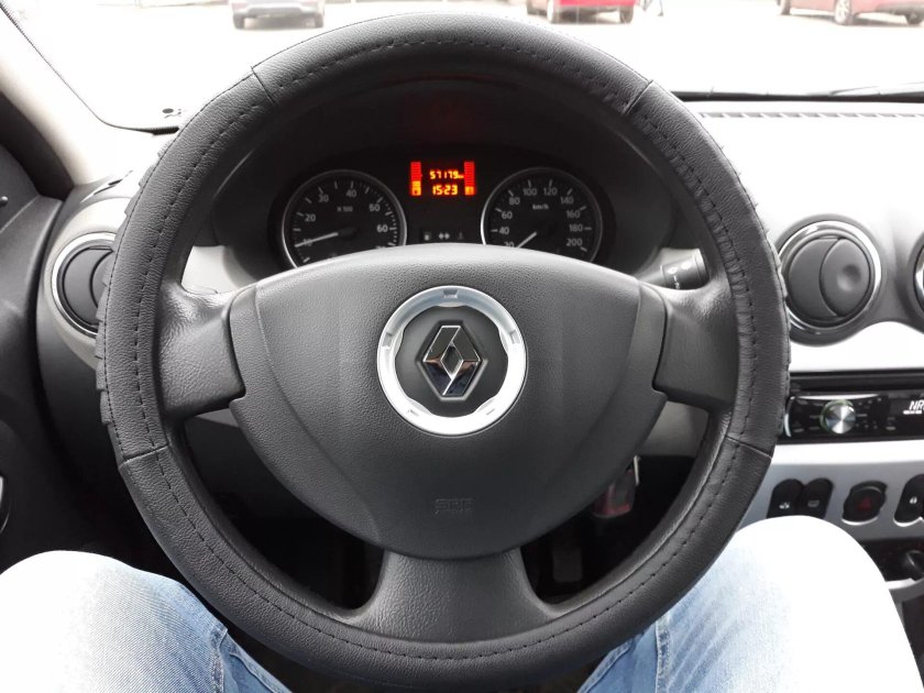 Руль Рено Логан 2