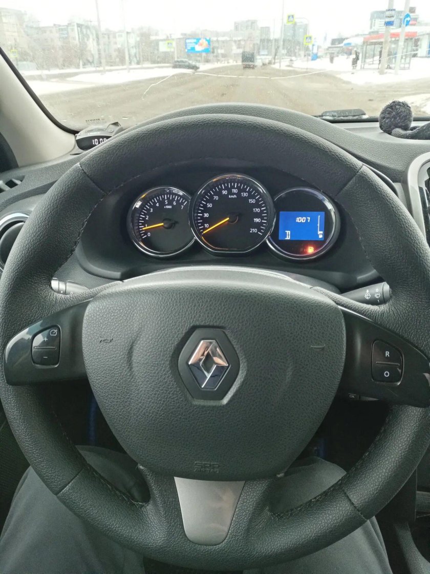 Руль Рено Логан 2