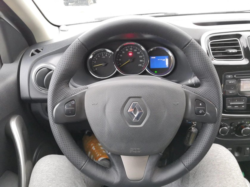 Руль Рено Логан 1 Рестайлинг