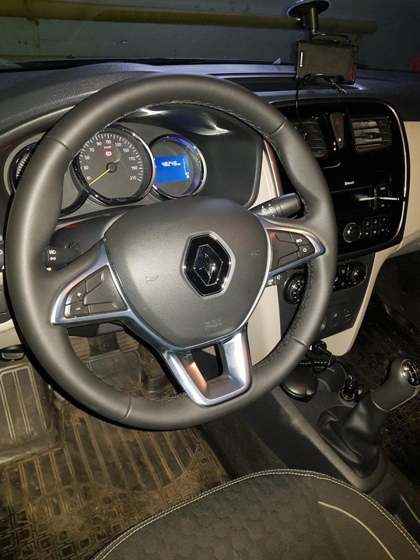 Руль Рено Логан 1 Рестайлинг