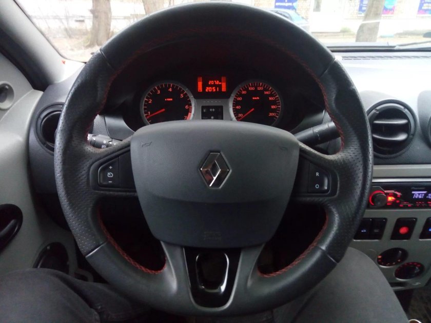 Руль Рено Меган 2