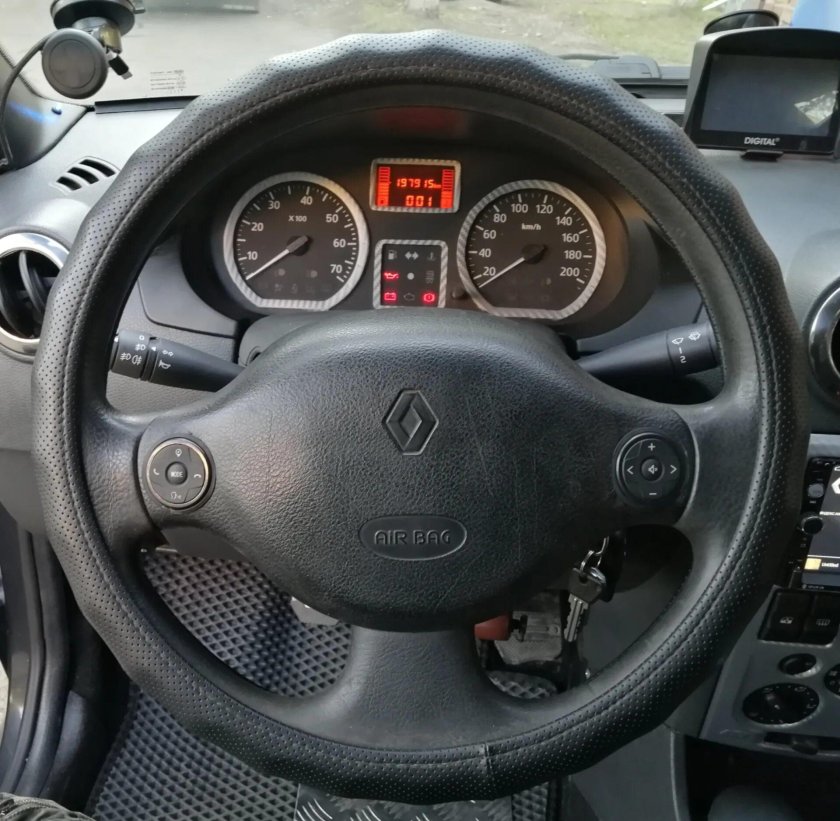 Руль Логан 2008