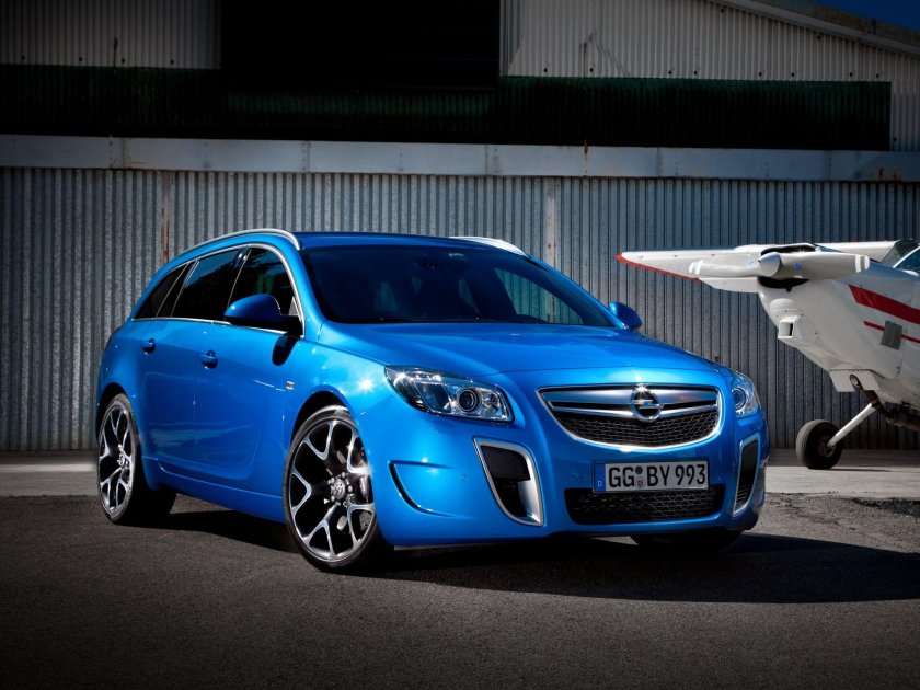 Opel Insignia OPC универсал