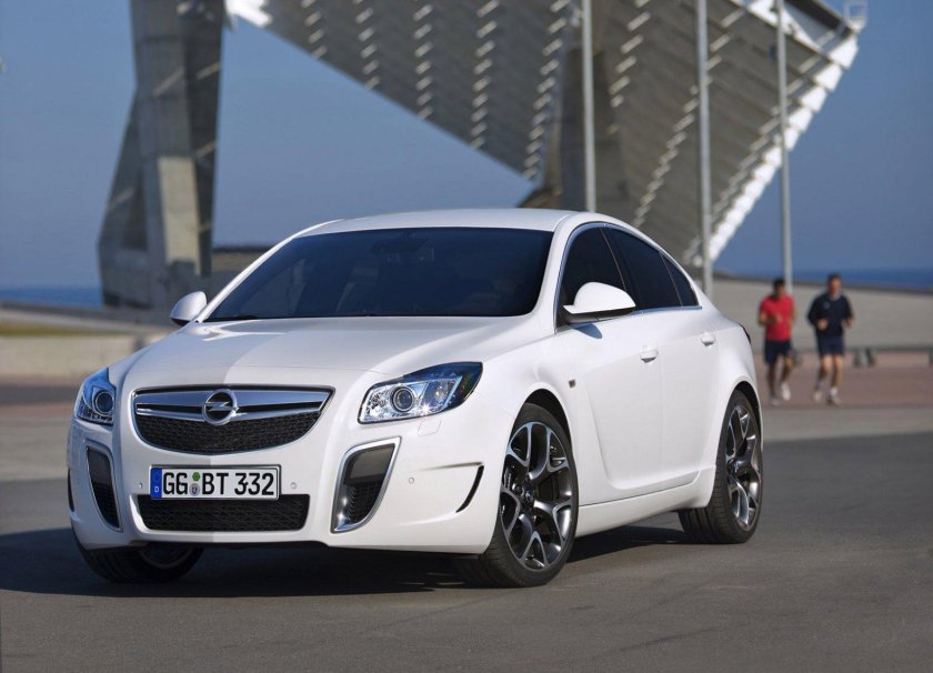 Opel Insignia OPC
