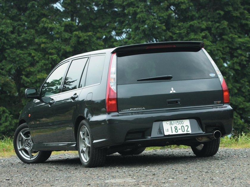 Mitsubishi Lancer Cedia Wagon